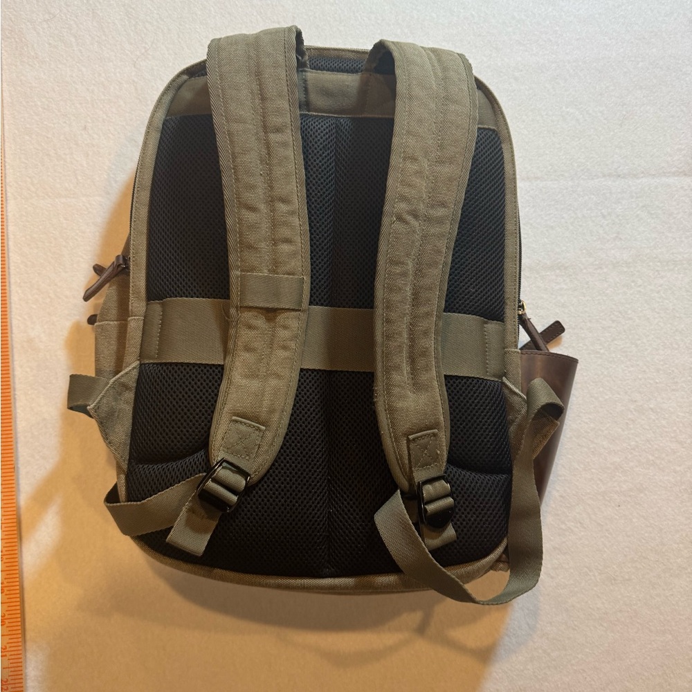 Renwick backpack - Picture 4 of 15